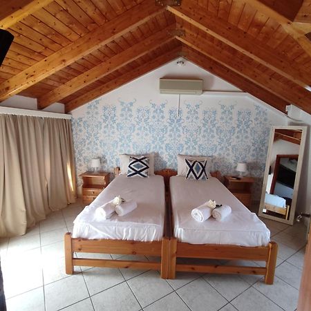 Chloe Attic Villa Agia Efimia Ngoại thất bức ảnh