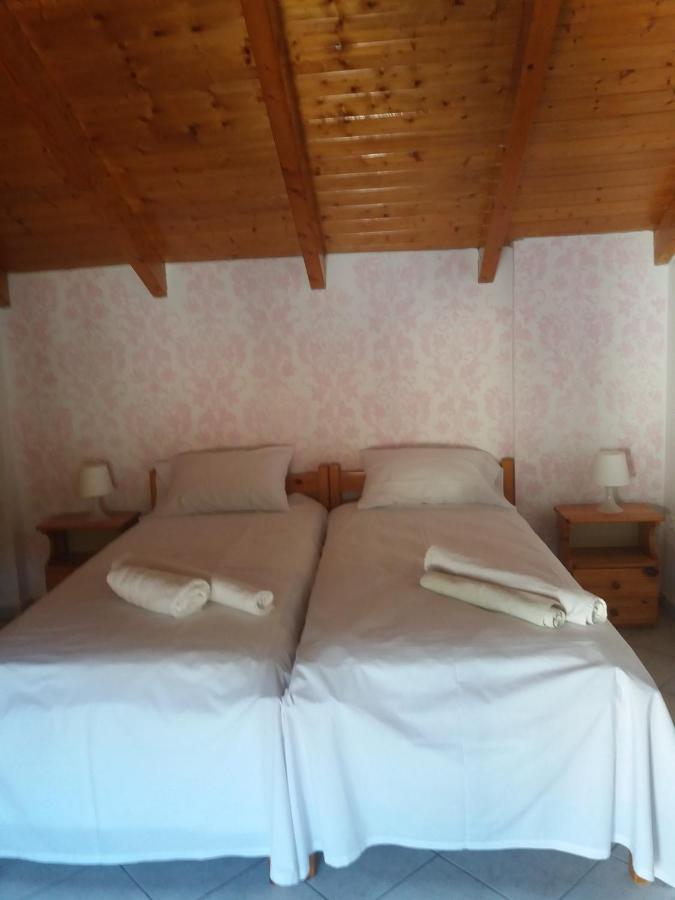 Chloe Attic Villa Agia Efimia Ngoại thất bức ảnh