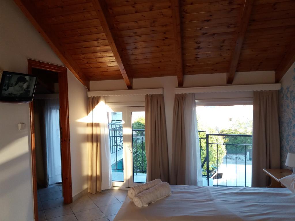 Chloe Attic Villa Agia Efimia Ngoại thất bức ảnh